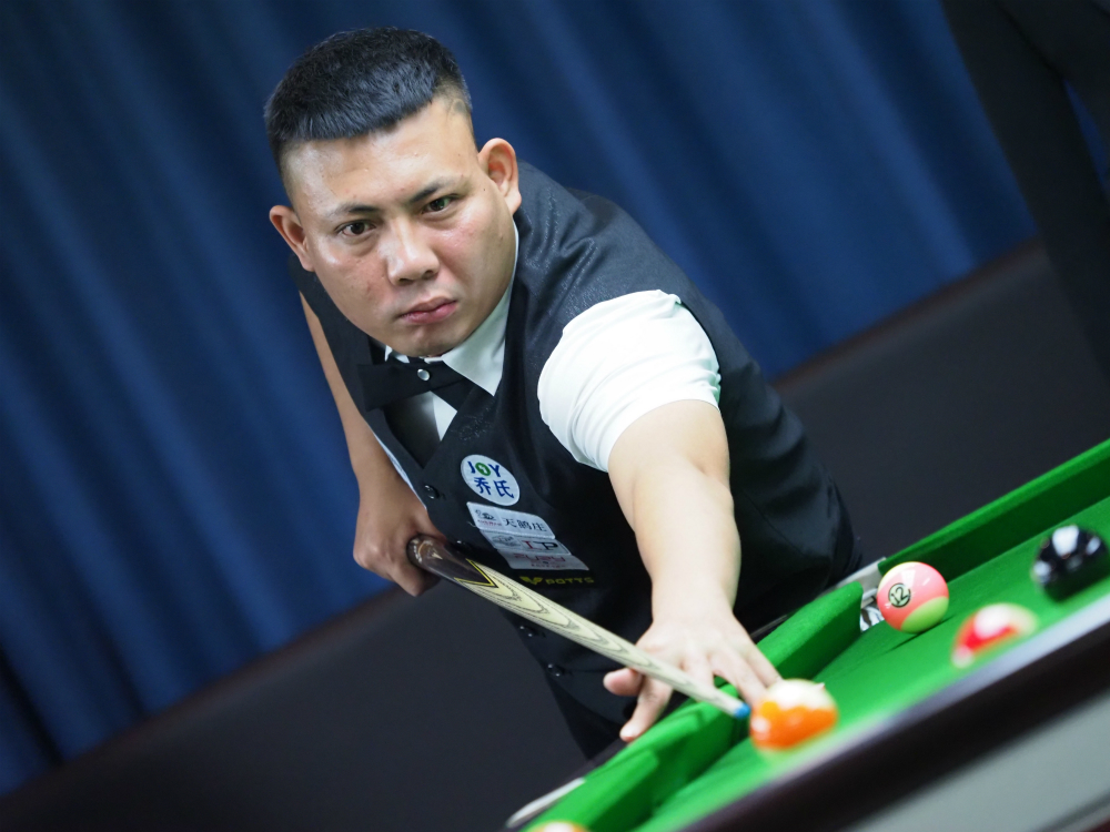 尤文在右路 尤文在右路