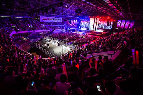 迫使曼城回 迫使曼城回